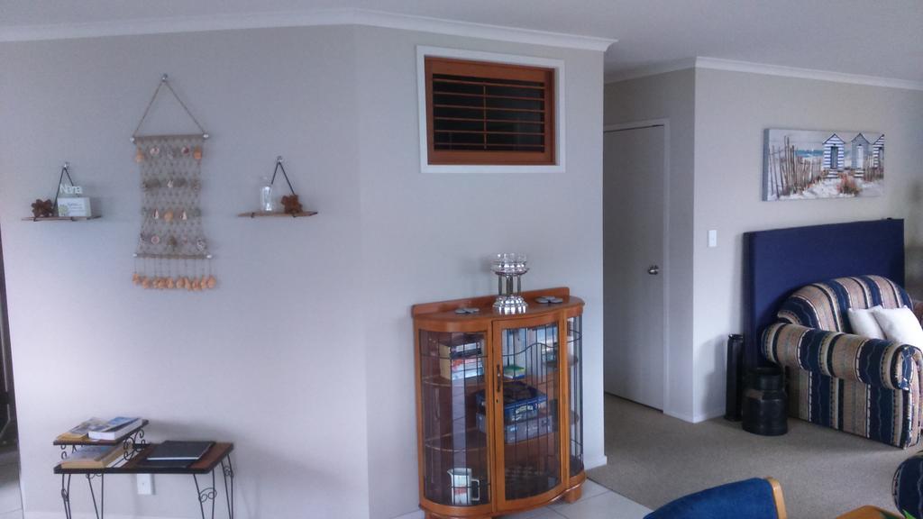 Addsbury House Apartment Whangamata Bagian luar foto